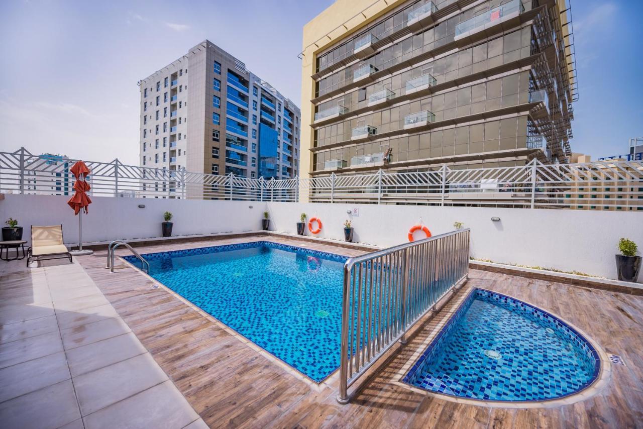 Mena Plaza Hotel Albarsha At The Mall Dubai Bagian luar foto